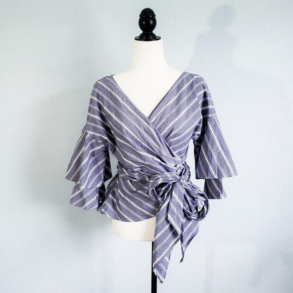 Wayf Tops - WAYF Beckett Tiered Bell Sleeve Top